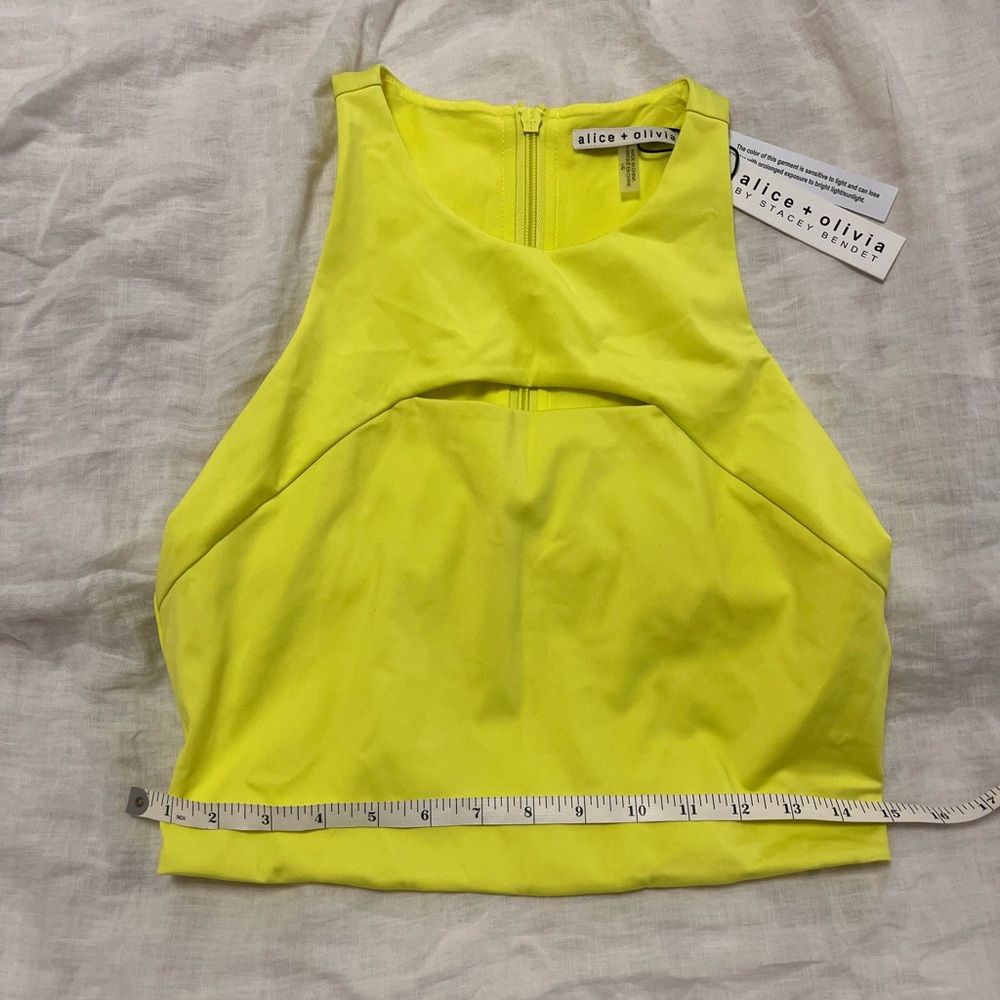 NWT Alice & Olivia Activewear Top